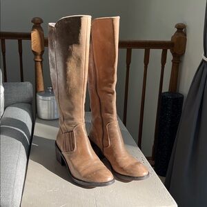 Donald Pliner “Envy” Tan  Knee-High Leather Boots size 8.5